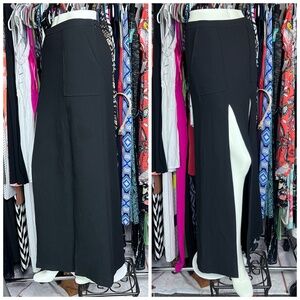 |•BCBGMAXAZRIA•| Dual Slit Maxi Skirt XS